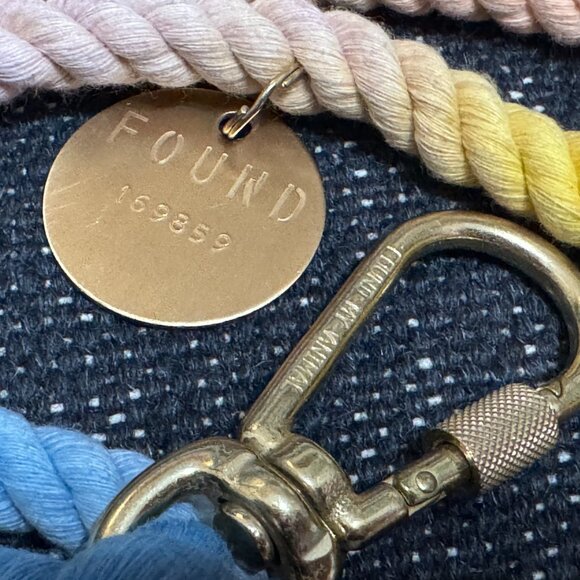 Found My Animal Adjustable Rope Dog Leash, 7 feet, Ombre Rainbow - Picture 9 of 13